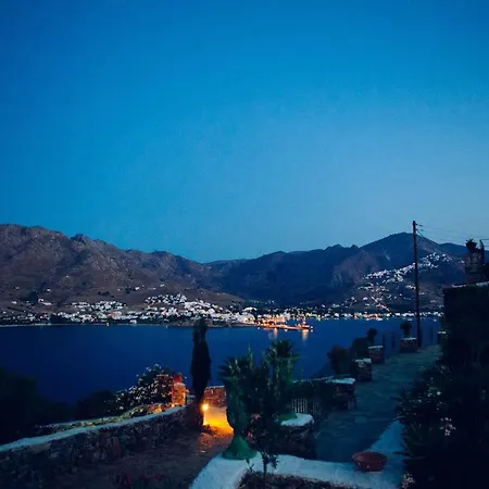 Chillin Peak Serifos Panoramicalm 度假居 利瓦迪奥